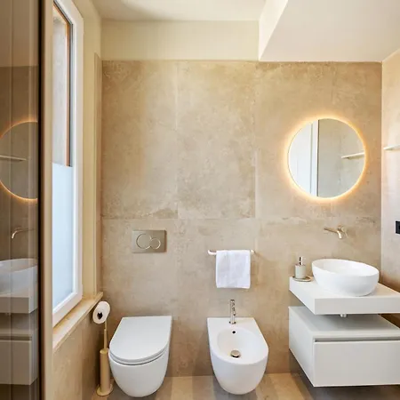 公寓 Modern Penthouse With Private Panoramic Terrace 锡耶纳